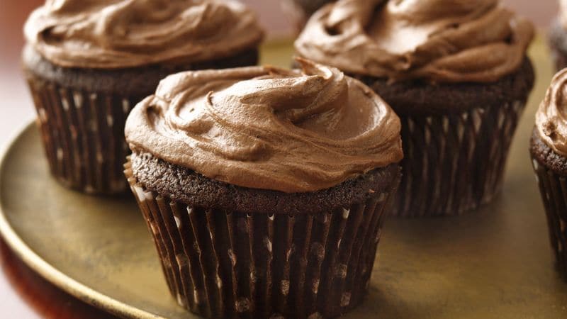https://www.bettycrocker.com/-/media/GMI/Core-Sites/BC/Images/BC/recipe-heros/desserts/sour-cream-chocolate-cupcakes_hero.jpg?sc_lang=en
