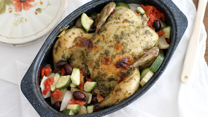 Slow-Cooker-Whole-Chicken-with-Pesto-and-Vegetables_00