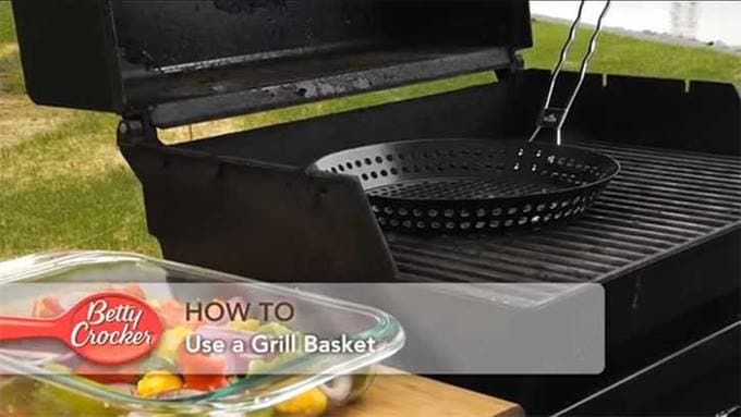 https://www.bettycrocker.com/-/media/GMI/Core-Sites/BC/legacy/Images/Betty-Crocker/Videos/BigRedCookbook/how-to-use-a-grill-basket.jpg?W=680